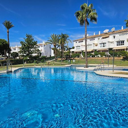 One Bedroom Apartment In Jardines De Calahonda MIJAS COSTA Eksteriør bilde