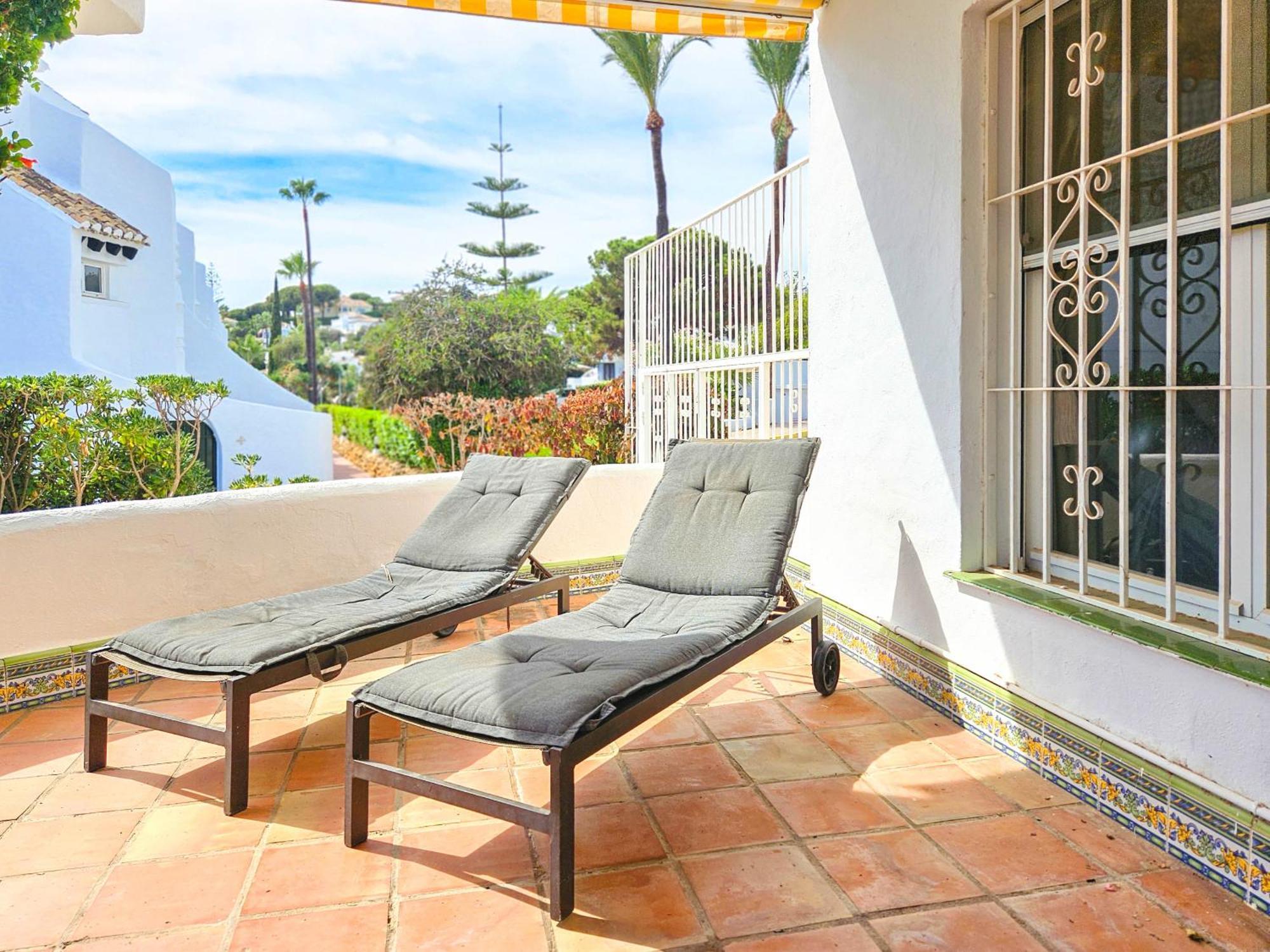 One Bedroom Apartment In Jardines De Calahonda MIJAS COSTA Eksteriør bilde