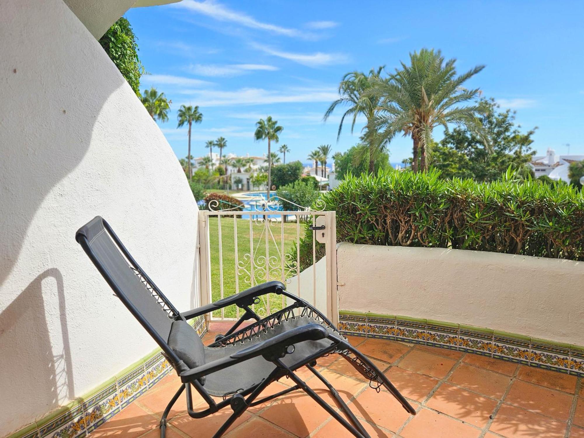 One Bedroom Apartment In Jardines De Calahonda MIJAS COSTA Eksteriør bilde