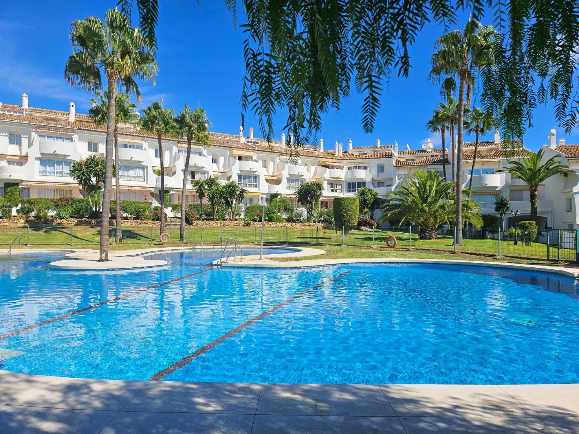 One Bedroom Apartment In Jardines De Calahonda MIJAS COSTA Eksteriør bilde